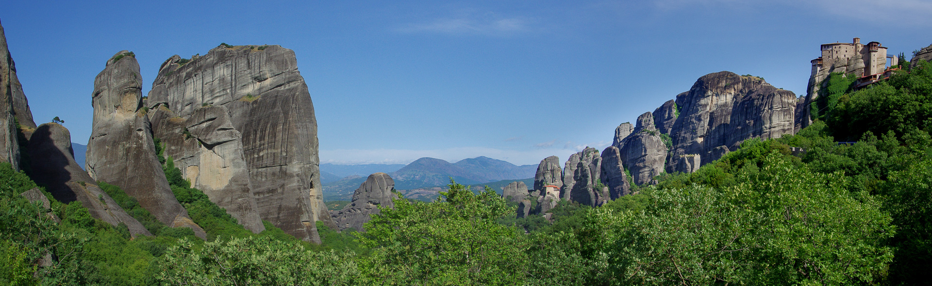 Klöster auf den Gipfeln von Meteora