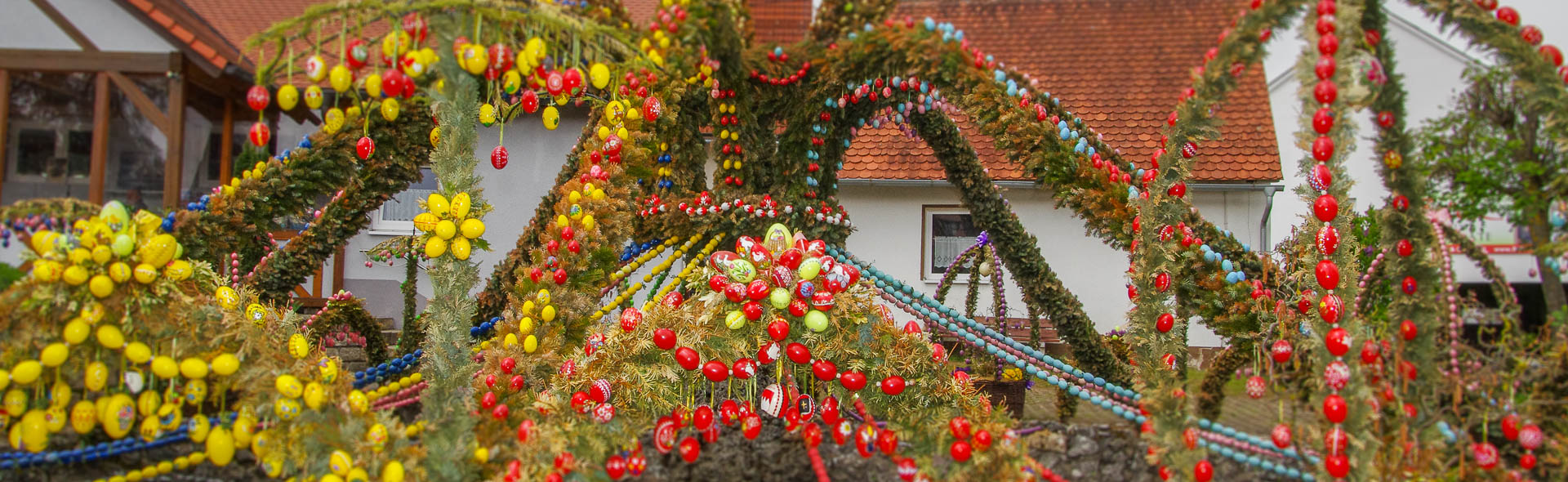 Osterbrunnen in der fränkischen Schweiz